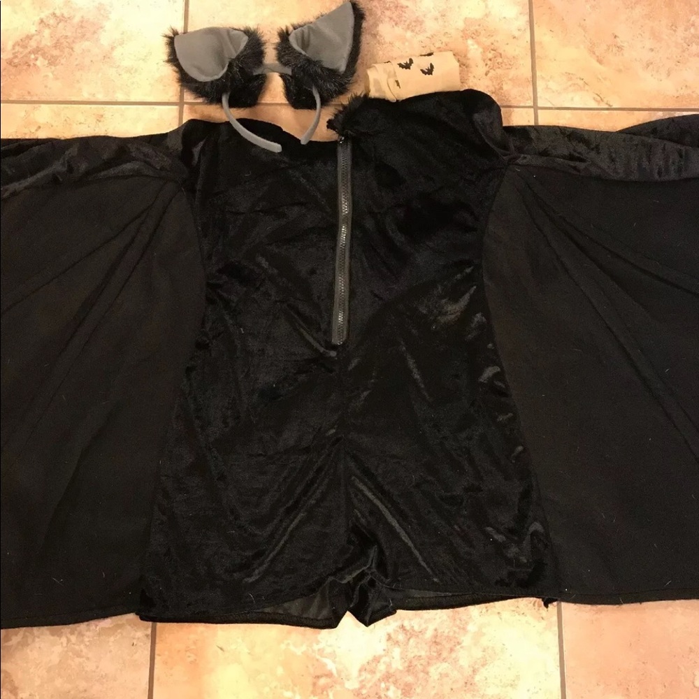 Halloween Bat Costume fits Women’s Size 4-6